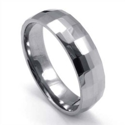 Anillo De Tungsteno Facetado De Moda