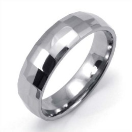 Anillo De Tungsteno Facetado De Moda