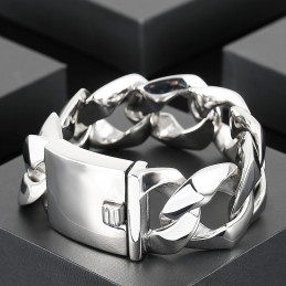 Pulsera De Titanio Pulida A Mano Para Hombre.