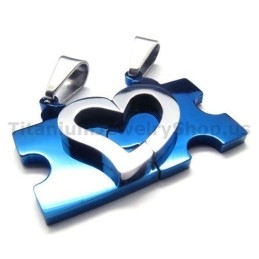 Colgantes De Titanio Con Forma De Corazón (Azul) - Cadenas Gratis
