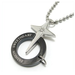 Colgante De Collar De Titanio Con Anillo Negro Y Estrella