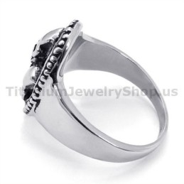 Anillo De Titanio Con Tres Calaveras