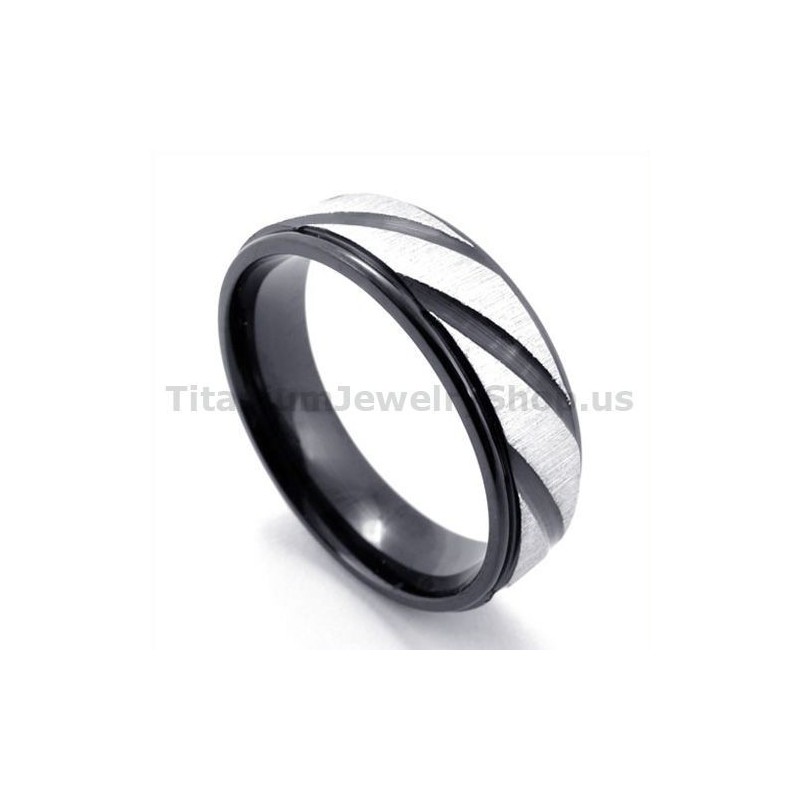 Anillo De Titanio Negro Con Diamante