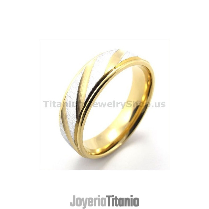 Anillo De Titanio Dorado Con Diamante Anillo De Titanio Dorado Con Diamante