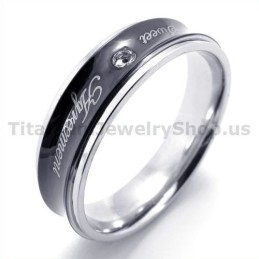 Anillo De Titanio Negro Con Forma De Corazón Y Diamante