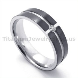 Anillo De Titanio Negro Con Diamante