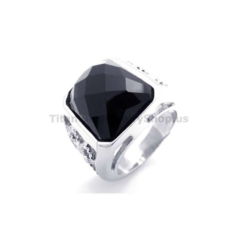 Anillo De Titanio Con Circonita