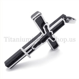 Colgante De Cruz De Titanio Con Diseño De Jesús Tallado En Negro