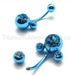 Pendientes De Titanio Con Incrustaciones De Diamantes Y Flor Azul