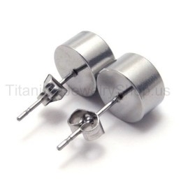 Pendientes De Diamantes Azules De Titanio Con Tanque De Plata