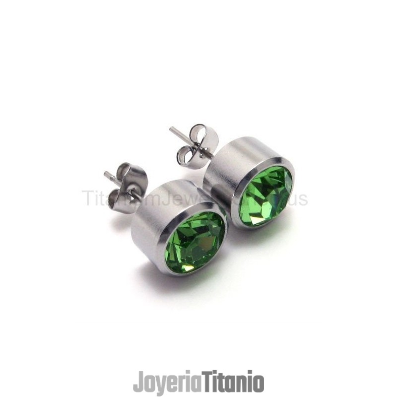 Pendientes De Diamantes Verdes De Titanio Con Tanque De Plata Pendientes De Diamantes Verdes De Titanio Con Tanque De Plata