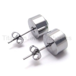 Pendientes De Diamantes Verdes De Titanio Con Tanque De Plata