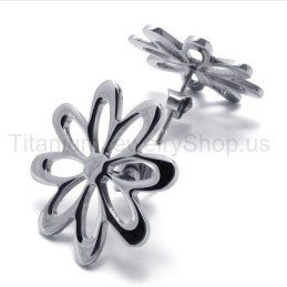 Lindos Pendientes De Titanio Con Flores De Plata