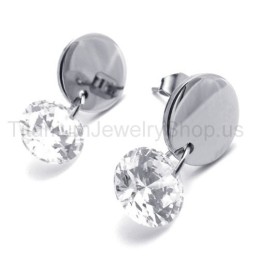 Con Pendientes De Titanio Y Diamantes