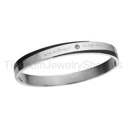 Pulseras De Titanio Para Amantes De "Siempre Estás En Mi Corazón"
