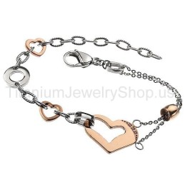 Pulsera De Titanio Con Forma De Corazón