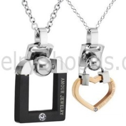 Colgantes De Titanio Negro Y Oro Rosa Para Amantes Con Diamantes De Imitación Y Cadenas C507