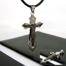 Colgante De Acero De Titanio Con Cruz De Hombre (Cadena Gratis)