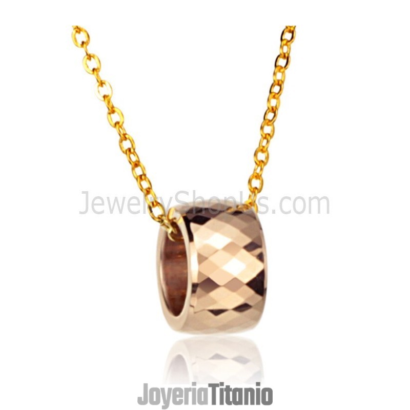 Colgante De Tungsteno En Oro Rosa Con Diseño Multifacético Intrincado, Ancho X 718 Mm Colgante De Tungsteno En Oro Rosa Con Diseño Multifacético Intrincado, Ancho X 718 Mm