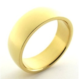 Anillo De Titanio Pulido En Oro