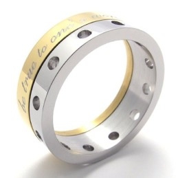 Anillo De Titanio Y Medio Oro