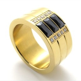 Anillo De Titanio Dorado