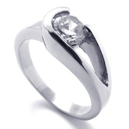 Anillo De Titanio Con Diamantes