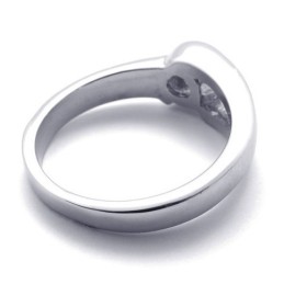 Anillo De Titanio Con Diamantes