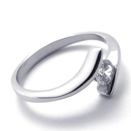 Anillo De Titanio Con Diamantes Para Mujer