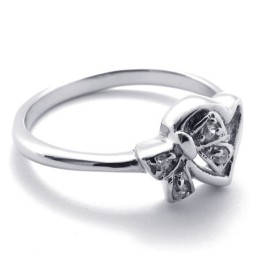 Anillo De Titanio Con Diamantes Para Mujer