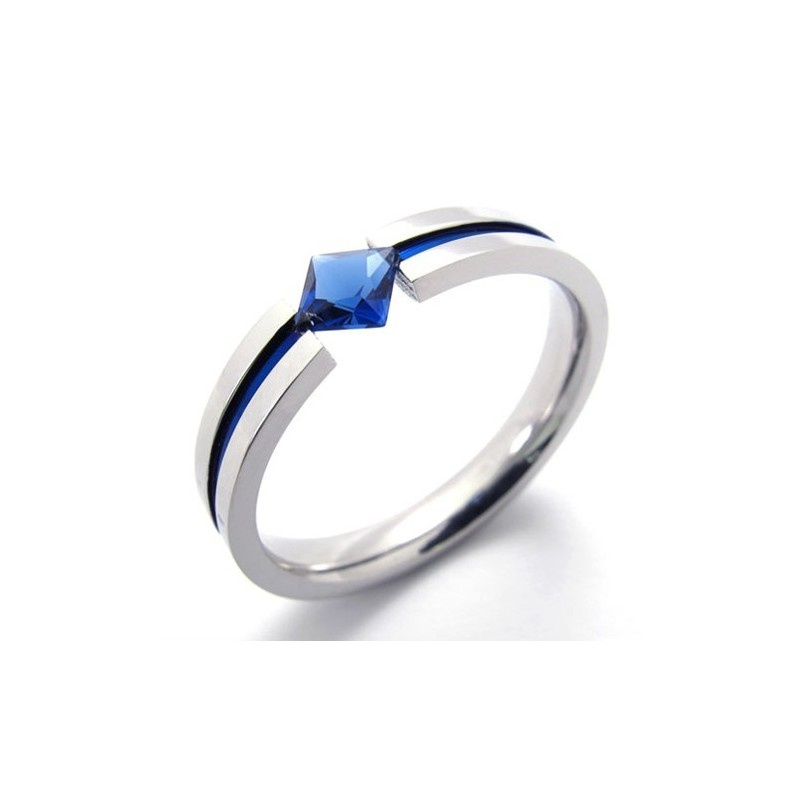 Anillo De Titanio Con Diamante Azul