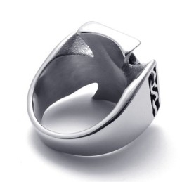 Anillo De Titanio Con Calavera Cruzada