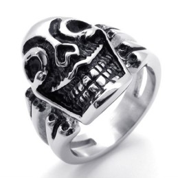 Anillo De Titanio Con Calavera