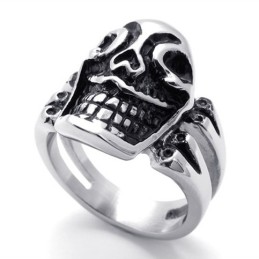 Anillo De Titanio Con Calavera