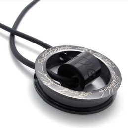 Colgante De Titanio Con Anillo Negro