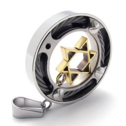 Colgante De Titanio Con Forma De Estrella Dorada Y Anillo De Cable