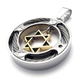 Colgante De Titanio Con Forma De Estrella Dorada Y Anillo De Cable