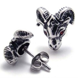 Pendientes De Titanio Con Forma De Oveja Y Diamante Rojo