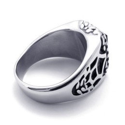 Anillo De Titanio Con Gemas