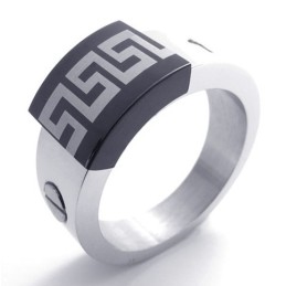 Anillo De Titanio Con Acento Negro
