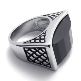 Anillo De Titanio Con Gemas