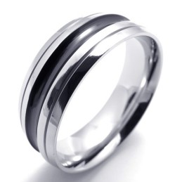 Anillo De Titanio Con Acento Negro