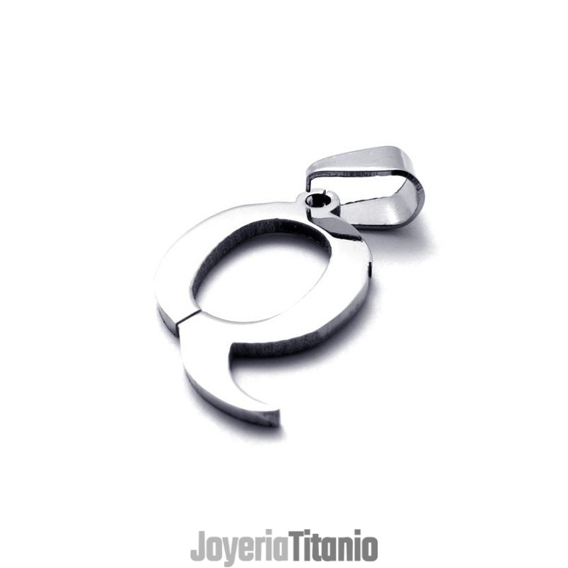Colgante De Titanio "Q"