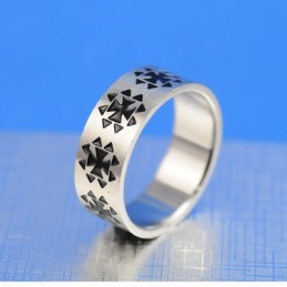 Exquisito Anillo De Titanio Para Hombre