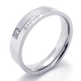 Anillo De Titanio De Excelente Calidad Con Un Diseño Hábil Y Un Brillo De Color