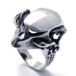 Anillo De Titanio De Alta Calidad Con Brillo De Color De Fabricación Experta