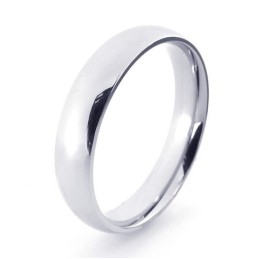 Anillo De Titanio De La Reina De La Calidad, Con Forma Elegante Y Color Brillante.