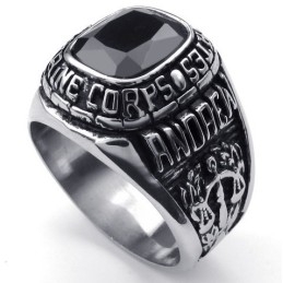 Anillo De Titanio De Alta Calidad Con Patrones De Moda Y Brillo De Color.