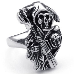 Anillo De Titanio De Calidad Y Brillo De Color De Construcción Racional.